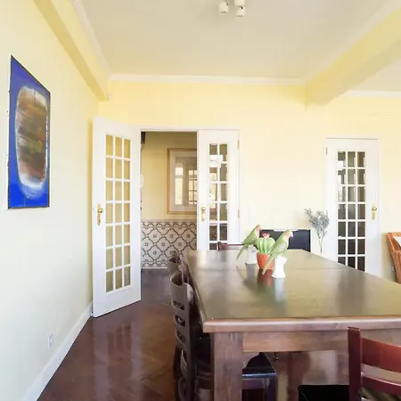 Appartement Spacious In Belem